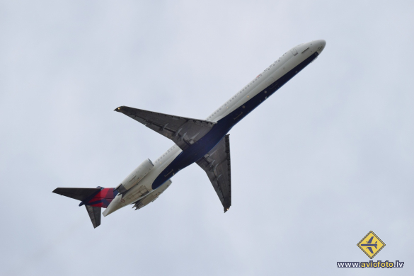 Boeing 717-2BD